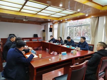 陳印輝到分子公司開展經(jīng)營發(fā)展專題調(diào)研